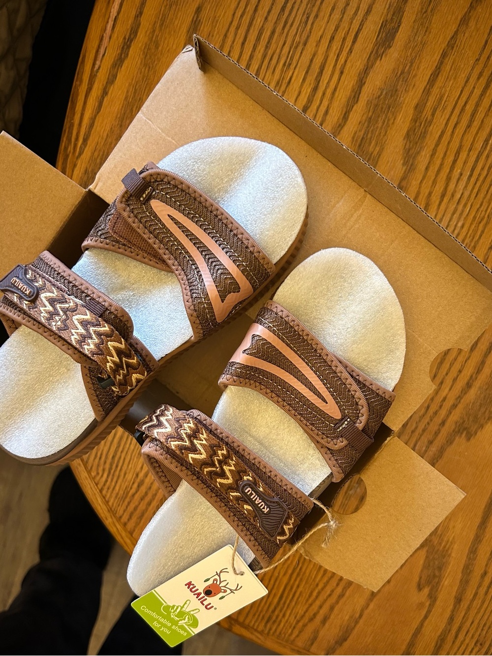 KuaiLu Orthotic Women’s Brown Khaki Slide Sandals with Zigzag Strap Detail